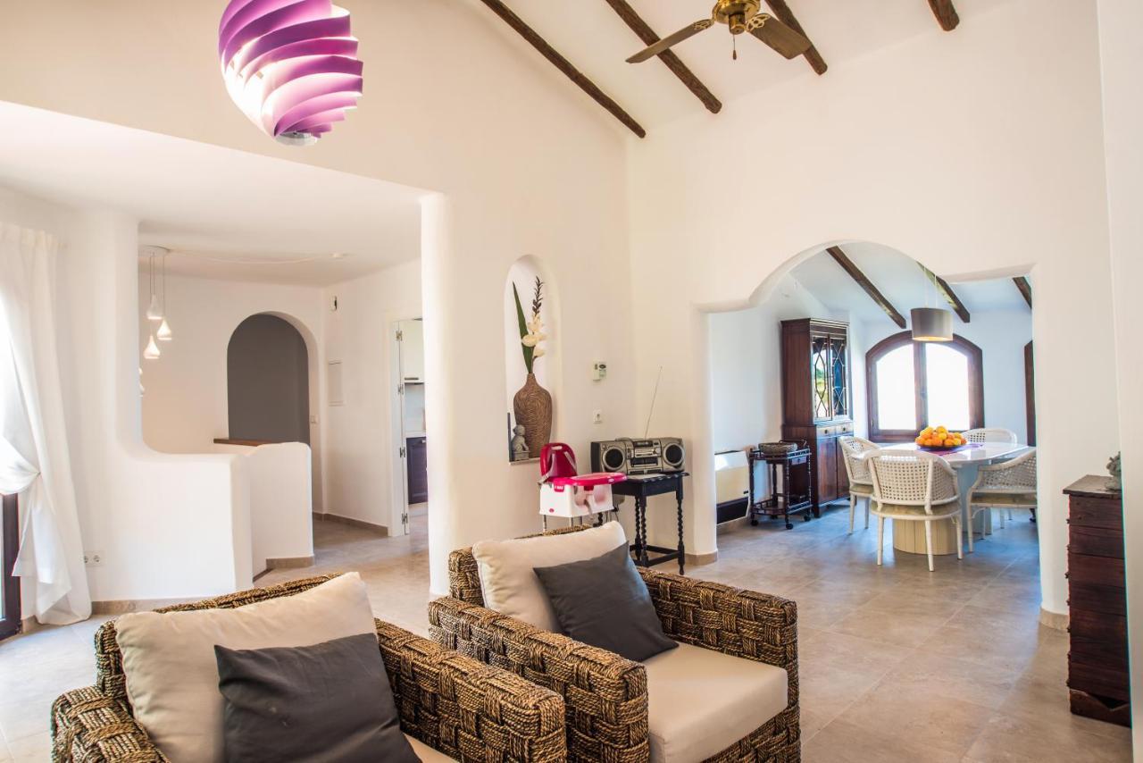 Luxurioese Und Grossraeumige Villa Mit Community Pool, Sicht Auf Das Mittelmeer Sowie Dem Mar Menor, La Manga Club Atamaría エクステリア 写真
