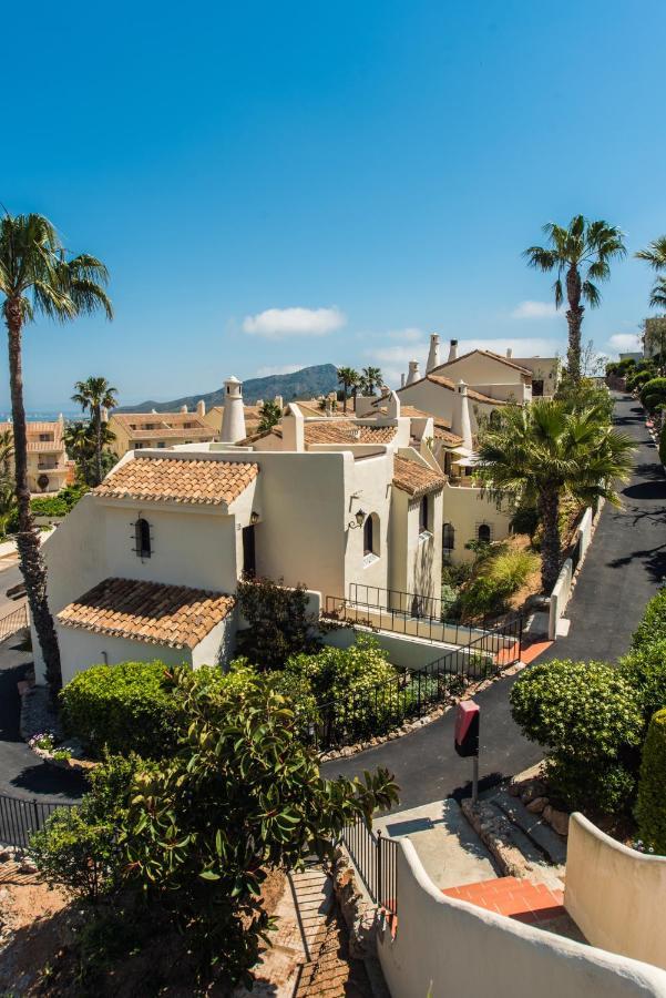 Luxurioese Und Grossraeumige Villa Mit Community Pool, Sicht Auf Das Mittelmeer Sowie Dem Mar Menor, La Manga Club Atamaría エクステリア 写真